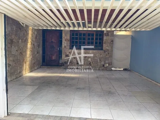 Casa com 180m² 2 quartos e 1 banheiro, à venda, no bairro Jardim Maria Augusta em Taubaté
