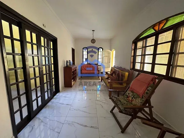 Casa com 313m² 3 quartos e 4 banheiros, à venda, no bairro Martim de Sá em Caraguatatuba