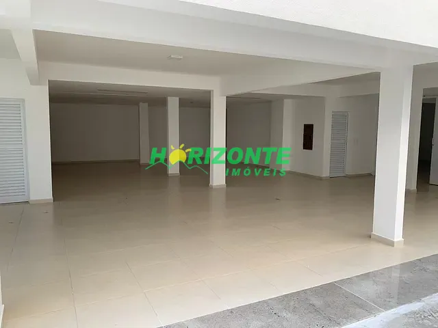 Casa com 820m² 4 quartos e 6 banheiros, à venda, no bairro Urbanova em São José dos Campos