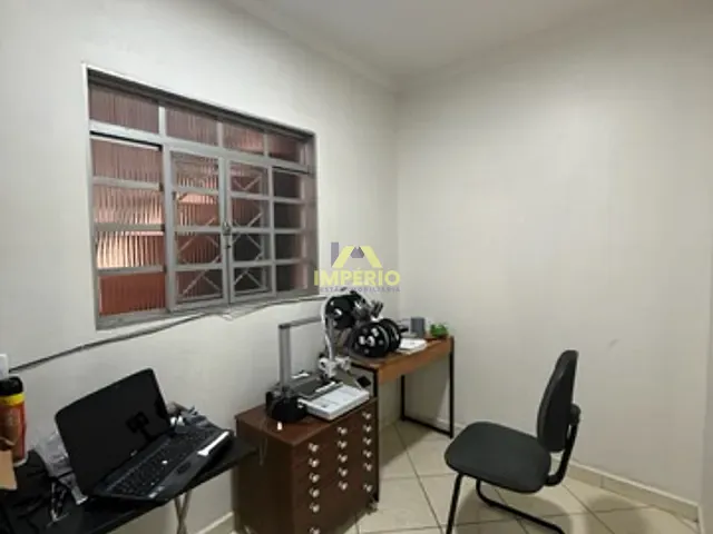 Casa com 1251m² 3 quartos e 2 banheiros, à venda, no bairro Jardim Morada do Sol em Indaiatuba