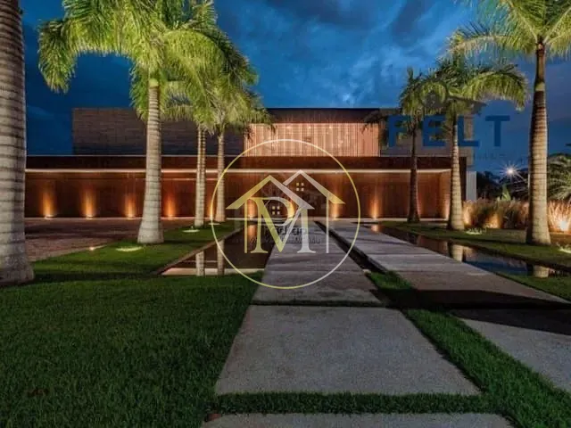 Casa com 5000m² 4 quartos e 5 banheiros, à venda, no bairro Jardim Tatiana em Sorocaba