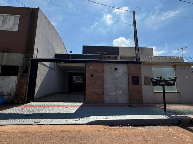 Casa 3 quartos e 2 banheiros, para alugar, no bairro Jardim São Paulo em Cambé