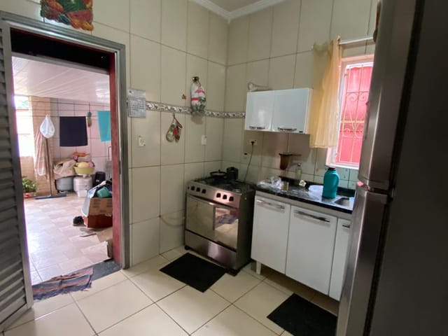 Casa com 360m² 3 quartos e 2 banheiros, à venda, no bairro Chácara do Visconde em Taubaté