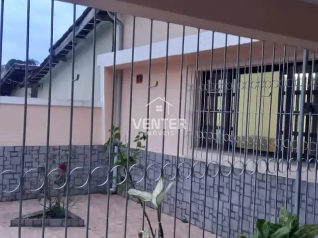 Casa 2 quartos e 1 banheiro, à venda, no bairro Jardim Baronesa em Taubaté