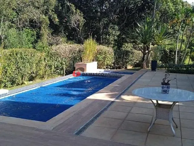 Casa com 450m² 3 quartos e 3 banheiros, à venda, no bairro Rio de Una em Ibiúna