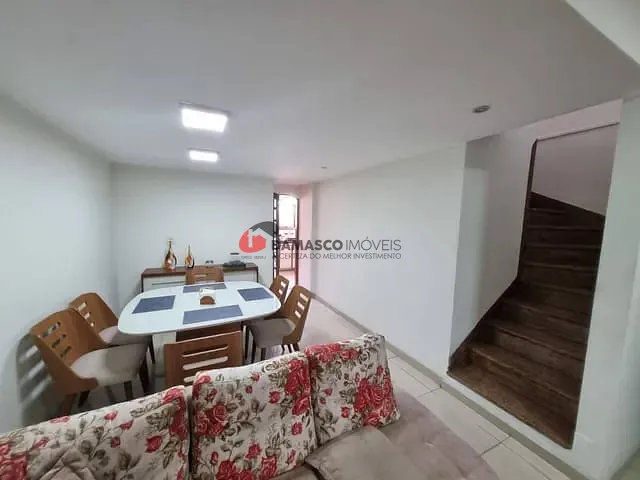 Casa com 175m² 3 quartos e 1 banheiro, à venda, no bairro Jardim Itapark em Mauá