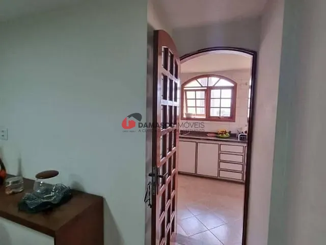 Casa com 175m² 3 quartos e 1 banheiro, à venda, no bairro Jardim Itapark em Mauá
