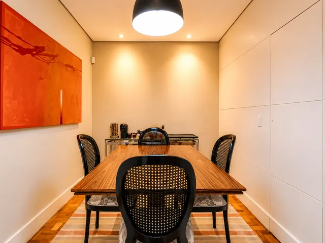 Casa 3 quartos e 5 banheiros, à venda, no bairro Jardim Paulistano em São Paulo