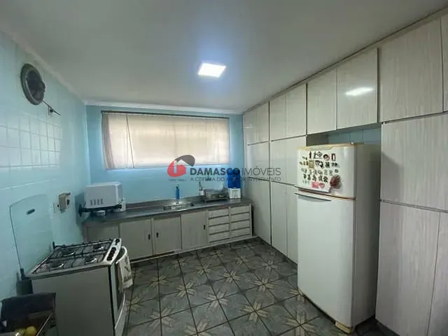 Casa com 237m² 2 quartos e 1 banheiro, à venda, no bairro Campestre em Santo André