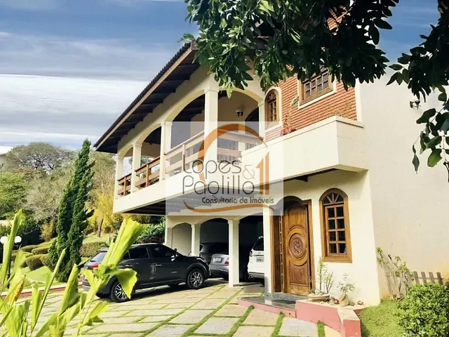 Casa com 3037m² 4 quartos e 6 banheiros, à venda ou para alugar, no bairro Jardim Flamboyant em Atibaia