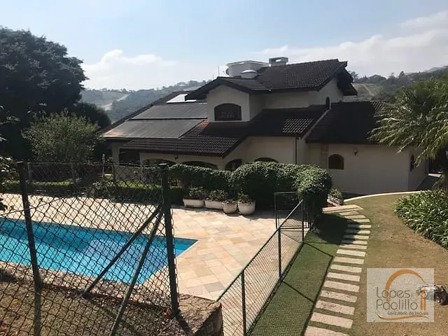 Casa com 3037m² 4 quartos e 6 banheiros, à venda ou para alugar, no bairro Jardim Flamboyant em Atibaia