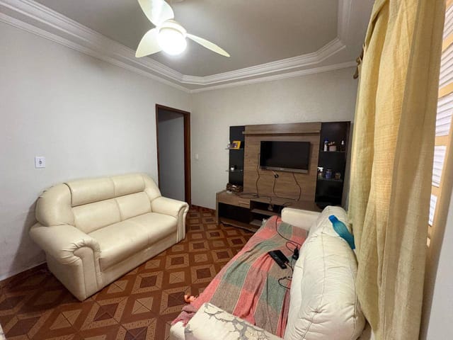 Casa com 250m² 3 quartos e 1 banheiro, à venda, no bairro Jardim Lisa em Campinas