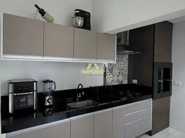 Casa 3 quartos e 2 banheiros, à venda, no bairro Jardim Guarujá em Salto