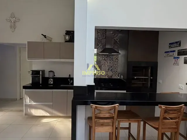 Casa 3 quartos e 2 banheiros, à venda, no bairro Jardim Guarujá em Salto