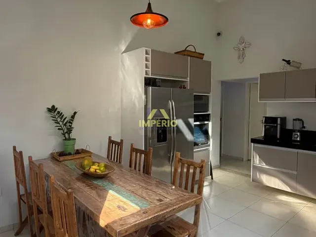 Casa 3 quartos e 2 banheiros, à venda, no bairro Jardim Guarujá em Salto