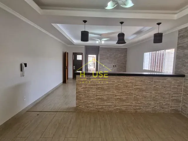 Casa com 249m² 3 quartos e 2 banheiros, à venda, no bairro Vila América em Votuporanga