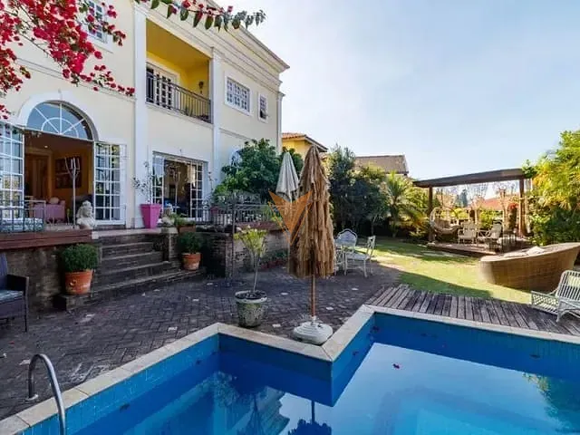 Casa com 506m² 3 quartos e 3 banheiros, à venda ou para alugar, no bairro Residencial Morada dos Pássaros-Aldeia da Serra em Barueri