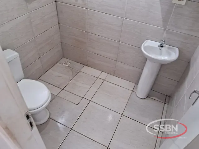 Casa 2 quartos e 2 banheiros, para alugar, no bairro Jardim Marajoara em Nova Odessa