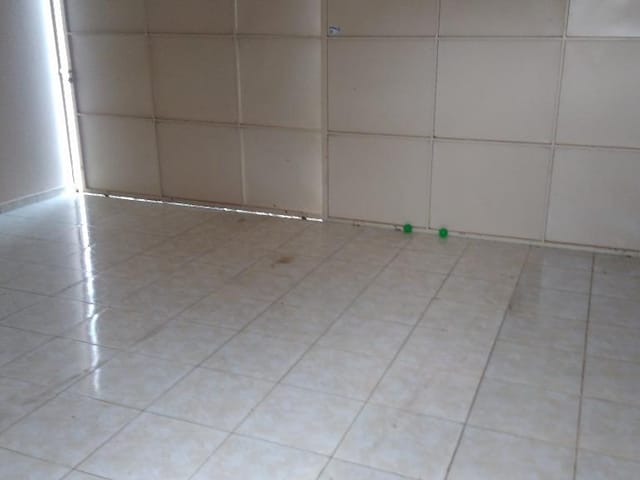 Foto do Casa - Casa com 2 dormitórios para alugar, 0 m² por R$ 600,00 - Lourdes - Uberaba/MG | ZUCATO IMOBILIARIA LTDA