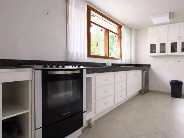 Casa com 704m² 4 quartos e 6 banheiros, à venda, no bairro Alphaville Residencial Um em Barueri