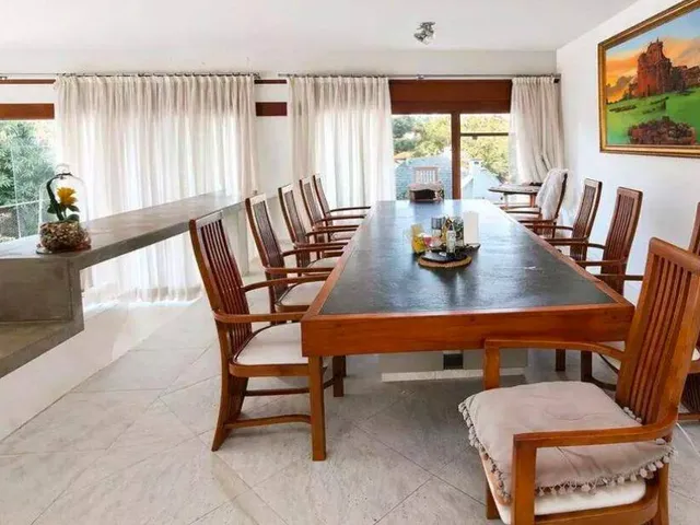 Casa com 704m² 4 quartos e 6 banheiros, à venda, no bairro Alphaville Residencial Um em Barueri