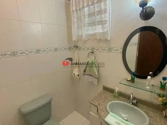 Casa com 258m² 2 quartos e 1 banheiro, à venda, no bairro Campestre em Santo André