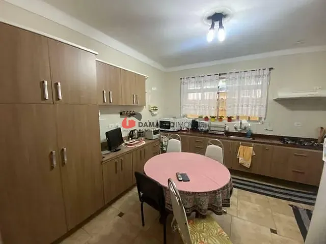 Casa com 258m² 2 quartos e 1 banheiro, à venda, no bairro Campestre em Santo André