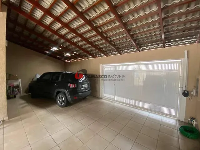 Casa com 250m² 3 quartos e 1 banheiro, à venda, no bairro Barcelona em São Caetano do Sul