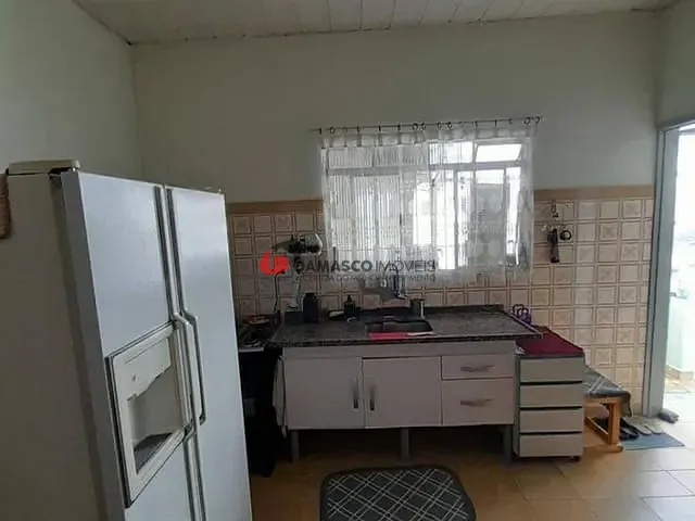 Casa 1 quarto e 1 banheiro, à venda, no bairro Nova Gerti em São Caetano do Sul