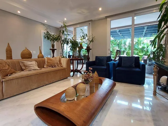 Casa com 490m² 4 quartos e 6 banheiros, à venda, no bairro Alphaville em Santana de Parnaíba