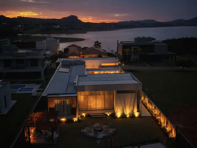 Casa com 1300m² 5 quartos e 7 banheiros, à venda, no bairro Cachoeira em Piracaia