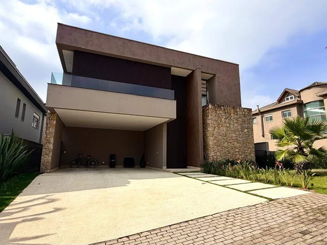 Casa com 535m² 4 quartos e 6 banheiros, à venda, no bairro Tamboré em Santana de Parnaíba
