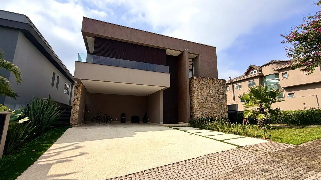 Casa em Tamboré — foto 1