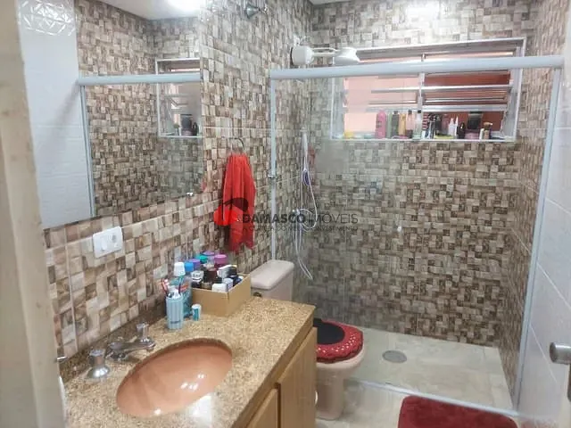 Casa com 250m² 3 quartos e 2 banheiros, à venda, no bairro Olímpico em São Caetano do Sul