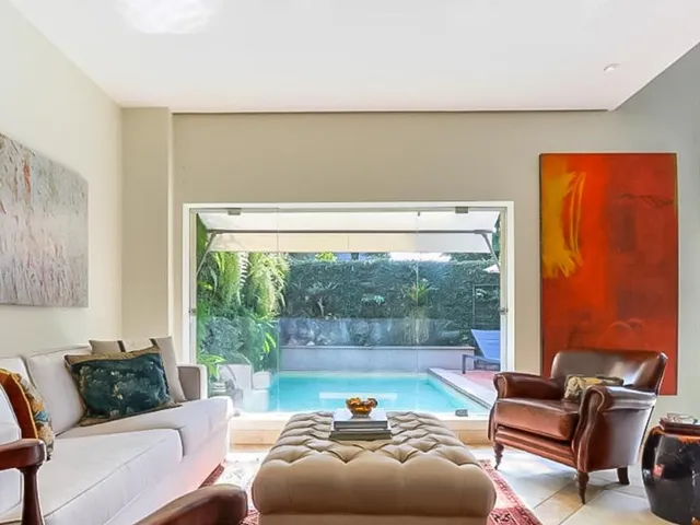 Casa com 250m² 3 quartos e 5 banheiros, à venda, no bairro Jardim Paulista em São Paulo