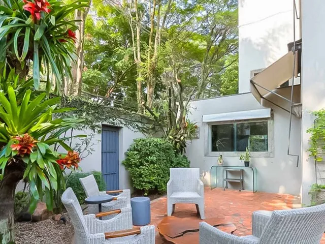 Casa com 250m² 3 quartos e 5 banheiros, à venda, no bairro Jardim Paulista em São Paulo
