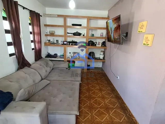 Casa com 500m² 3 quartos e 4 banheiros, à venda, no bairro Morro do Algodão em Caraguatatuba