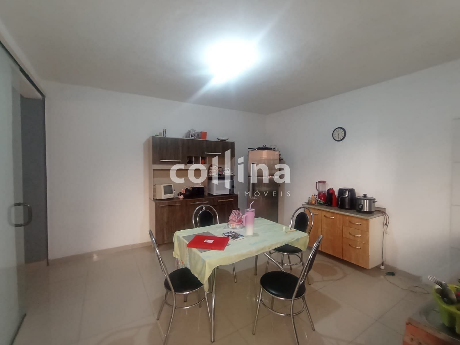 Casa à venda com 3 quartos, 195m² - Foto 11