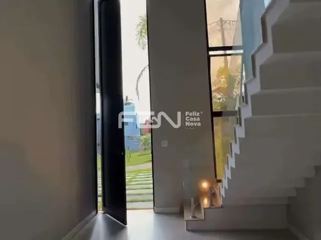 Casa com 301m² 4 quartos e 4 banheiros, à venda, no bairro ABRANTES em Camaçari