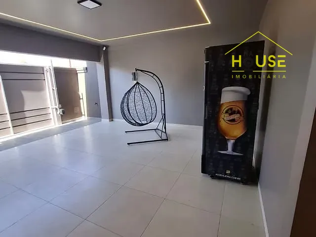 Casa com 256m² 2 quartos e 2 banheiros, à venda, no bairro Vila Residencial Divina de Carvalho Nogueira em Votuporanga