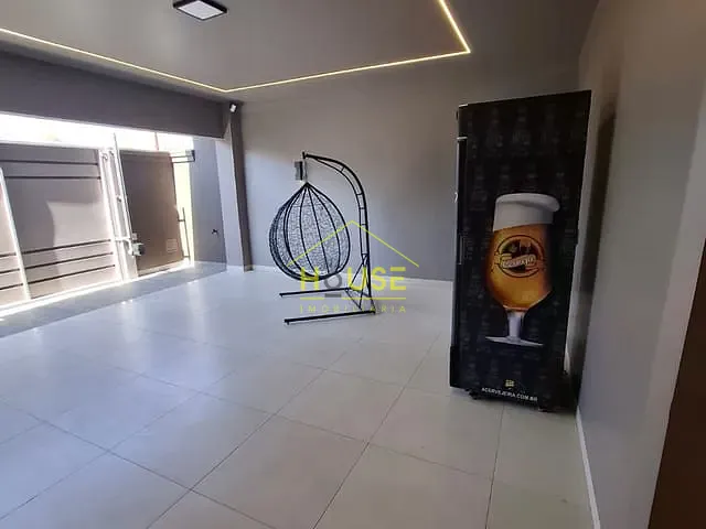Casa com 256m² 2 quartos e 2 banheiros, à venda, no bairro Vila Residencial Divina de Carvalho Nogueira em Votuporanga