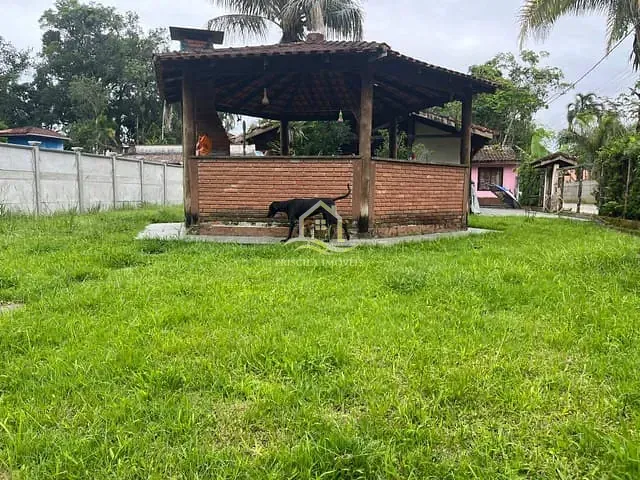Casa com 431m² 2 quartos e 2 banheiros, à venda, no bairro Boracéia em São Sebastião