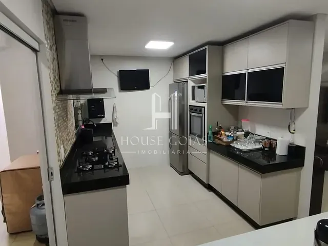 Casa com 180m² 3 quartos e 2 banheiros, à venda, no bairro Moinho dos Ventos em Goiânia