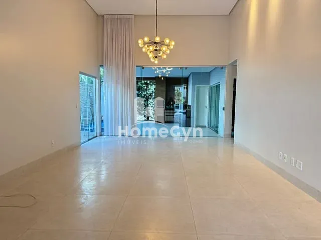 Casa 3 quartos e 5 banheiros, para alugar, no bairro Jardins Valência em Goiânia