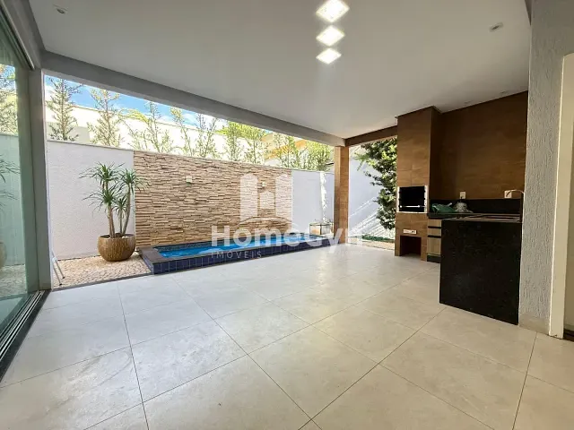 Casa 3 quartos e 5 banheiros, para alugar, no bairro Jardins Valência em Goiânia