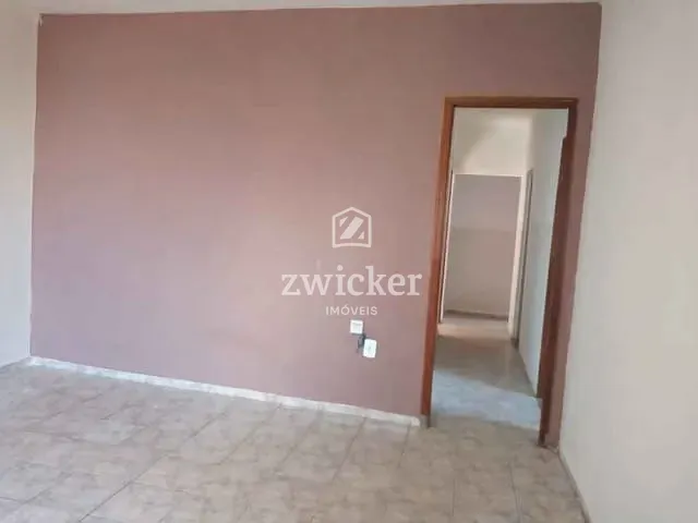 Casa com 250m² 3 quartos e 2 banheiros, à venda, no bairro Vila Santista em Bauru