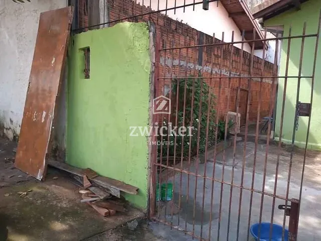 Casa com 250m² 3 quartos e 2 banheiros, à venda, no bairro Vila Santista em Bauru
