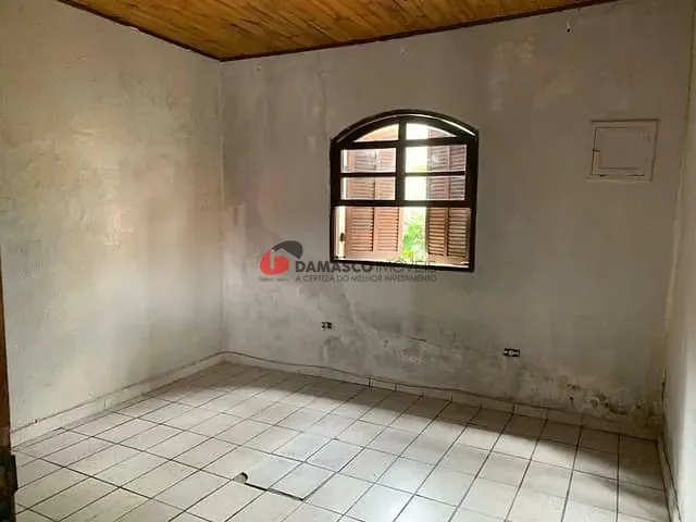 Casa com 198m² 2 quartos e 1 banheiro, à venda, no bairro Olímpico em São Caetano do Sul