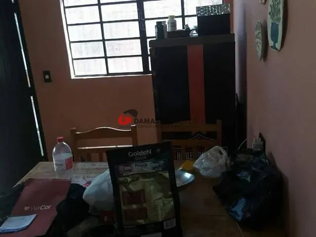 Casa com 288m² 3 quartos e 1 banheiro, à venda, no bairro Santa Terezinha em Santo André