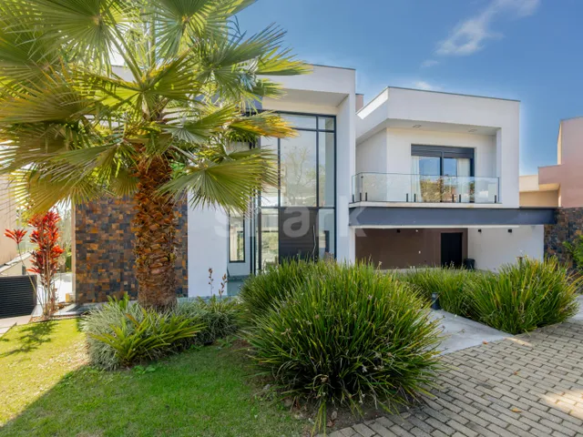 Casa com 780m² 4 quartos e 6 banheiros, à venda, no bairro Alphaville em Santana de Parnaíba